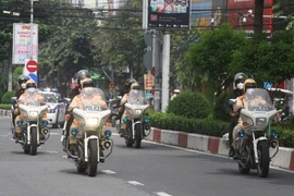 CSGT tỉnh Đồng Nai dẫn đường đưa hàng vạn người dân về quê