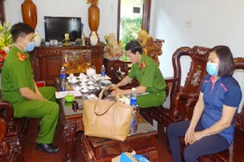 Nữ giám đốc công ty xăng dầu Hà Lộc ở Vũng Tàu bị bắt về tội buôn lậu