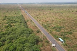 Kiến nghị đóng 5 km tỉnh lộ 10 để làm sân bay Long Thành