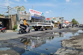 Chủ đầu tư BOT đường 768 ở Đồng Nai phải sửa chữa đường mới được thu phí lại