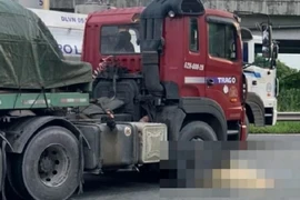1 phụ nữ chết thương tâm dưới gầm xe đầu kéo trên quốc lộ 51
