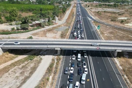 Điện lực Đồng Nai lên tiếng vụ cắt điện nút giao đường cao tốc Phan Thiết - Dầu Giây