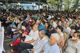 Lãnh đạo tỉnh Đồng Nai đối thoại với 1.500 người dân dự án Khu đô thị Hiệp Hòa