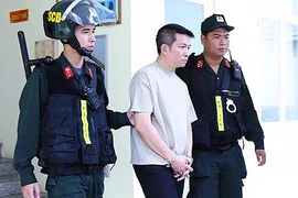 Công an Đồng Nai thông báo về vụ kem chống nắng giả của công ty chồng Đoàn Di Băng