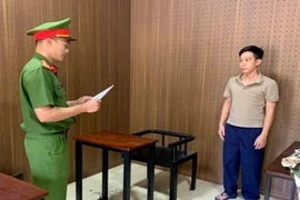 Nhân viên ngân hàng lừa 2,8 tỉ đồng của khách để trả nợ tiền ảo