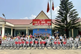 Công an Đắk Lắk vận động hơn 1,6 tỉ đồng cho những hoàn cảnh khó khăn
