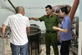 Đắk Lắk: Phát hiện 2 cơ sở ở TP.HCM, Đồng Nai nghi sản xuất hàng tấn cà phê giả