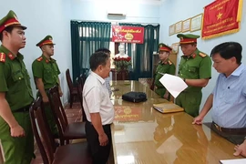 Tham ô tài sản, 10 cán bộ khuyến nông ở Đắk Lắk bị khởi tố