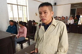 Chạm mũ bảo hiểm vào người nhau cũng thành án mạng