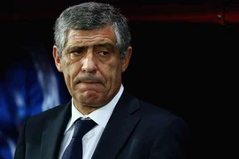 Nghiệp cầu thủ của Santos cũng lận đận như Mourinho, Loew 