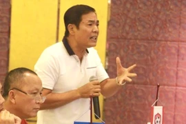 Đằng sau chuyện trực tiếp bóng đá từ quán trà đá