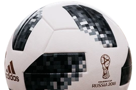 'Thay vì chỉ trích, hãy làm quen với quả bóng Telstar'