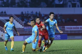 CLB bóng đá TP.HCM lại thắng sân nhà