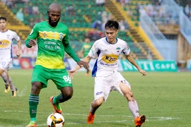 'Huynh đệ tương tàn' bất phân thắng bại