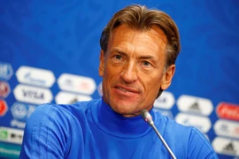 Cựu HLV Nam Định Renard Herve 'dàn trận' ngăn chặn Ronaldo 