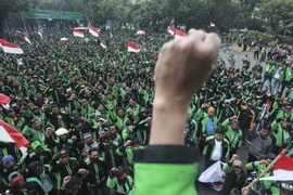 Biểu tình ngày khai mạc Asiad 18 trước sân Bung Karno