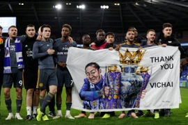 Cầu thủ Leicester City thực hiện trọn lời hứa với ông Vichai