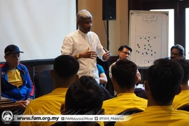 “Phù thủy” Malaysia lộ diện