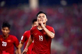 Quang Hải là cầu thủ xuất sắc nhất AFF Cup 2018