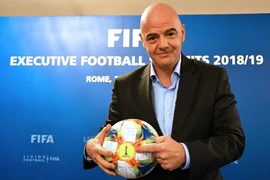 Chủ tịch FIFA so sánh cuộc gặp Trump - Kim với World Cup 2022