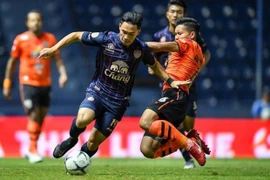 Buriram hướng đến 3 điểm trước Beijing