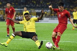 Cựu HLV tuyển Malaysia nói về nạn… cò
