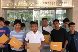 Thonglao dẫn đầu nhóm cầu thủ đến tòa án kiện đòi lương