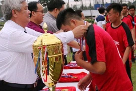 CLB Hoàng Gia vô địch giải bóng đá TP Mới Bình Dương