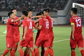Phung phí cơ hội, CLB Hà Nội làm khó mình ở đấu trường châu Á