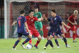 Nishino: ‘Lấy 3 điểm ở Mỹ Đình và đánh chiếm khu vực giữa sân’