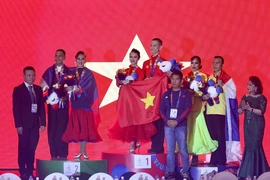 Dancesports mang về HCV thứ hai cho thể thao Việt Nam