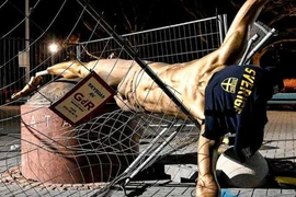 Sốc: Ibrahimovic ‘tan nát’ tại Malmo