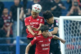 Thai-League trang bị VAR, không hoãn giữa đại dịch Corona