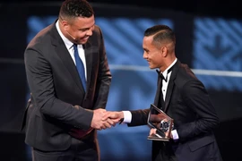 Sao Đông Nam Á nhận giải danh giá của FIFA rồi trượt dài 4 năm