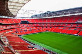 Ngoại hạng Anh 'độ' ý tưởng 'đá dồn' của V-League