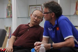 U-19 Việt Nam, giấc mơ đi trong lo âu