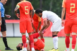 Thầy trò Lí Thiết làm lu mờ bộ ba Brazil