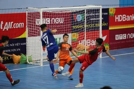 'Hủy diệt' đối thủ, Quảng Nam vươn lên ngôi nhì