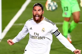 Messi giận dữ, Real Madrid thêm mừng