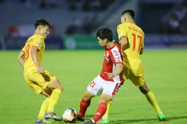 'Dòng máu Nghệ' sẽ lại giải cứu CLB TP.HCM