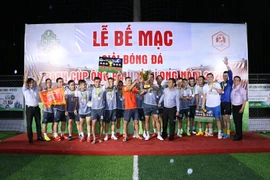Đội chủ giải đoạt Cúp Ông bầu