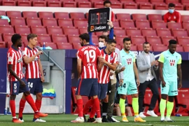 HLV Simeone ‘xử lý’ bộ đôi Suarez - Costa ra sao?