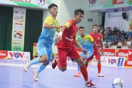 Sahako bám đuổi nhưng khó vượt Thái Sơn Nam