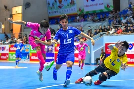 Sahako tiếp tục giữ ngôi đầu