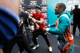 Paul: Tôi có thể ‘xử’ Mayweather như một tay anh chị