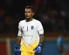 Thủ môn số 1 Myanmar từ chối lên tuyển, đứng về phía nhân dân