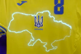 Nga làm lớn với UEFA về chiếc áo Ukraina