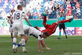 Mario Fernandes té ngã và chia tay Euro 2020