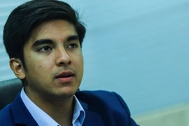 Cựu Bộ trưởng thể thao 'hotboy' của Malaysia ra tòa