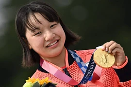 Bé gái 13 tuổi đoạt HCV Olympic